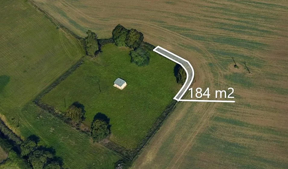 Prodej pole 184 m²